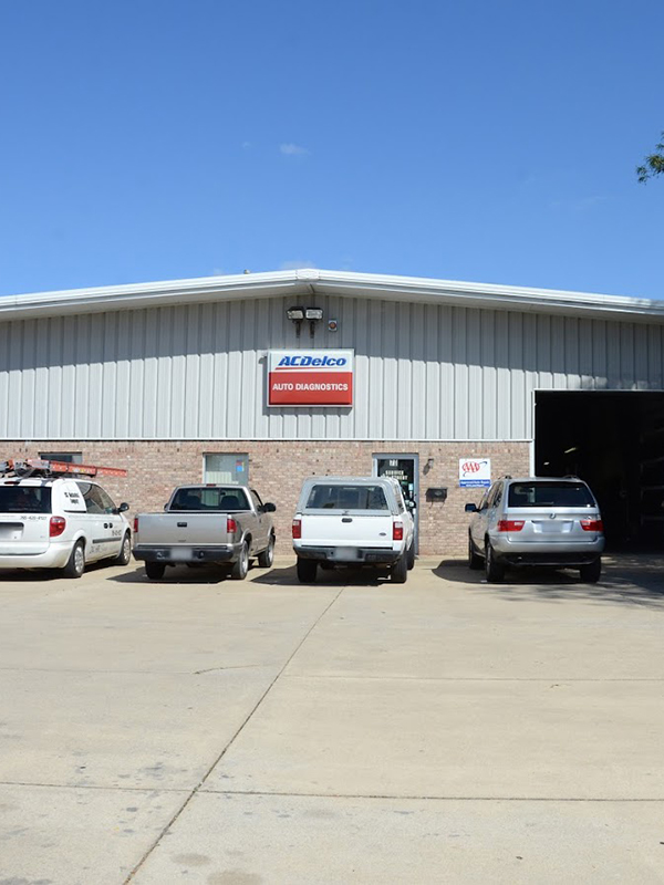 Exterior of Auto Diagnostic and Repair Center